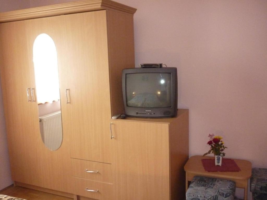 Barbara Apartmanhaz Kehidakustány Extérieur photo