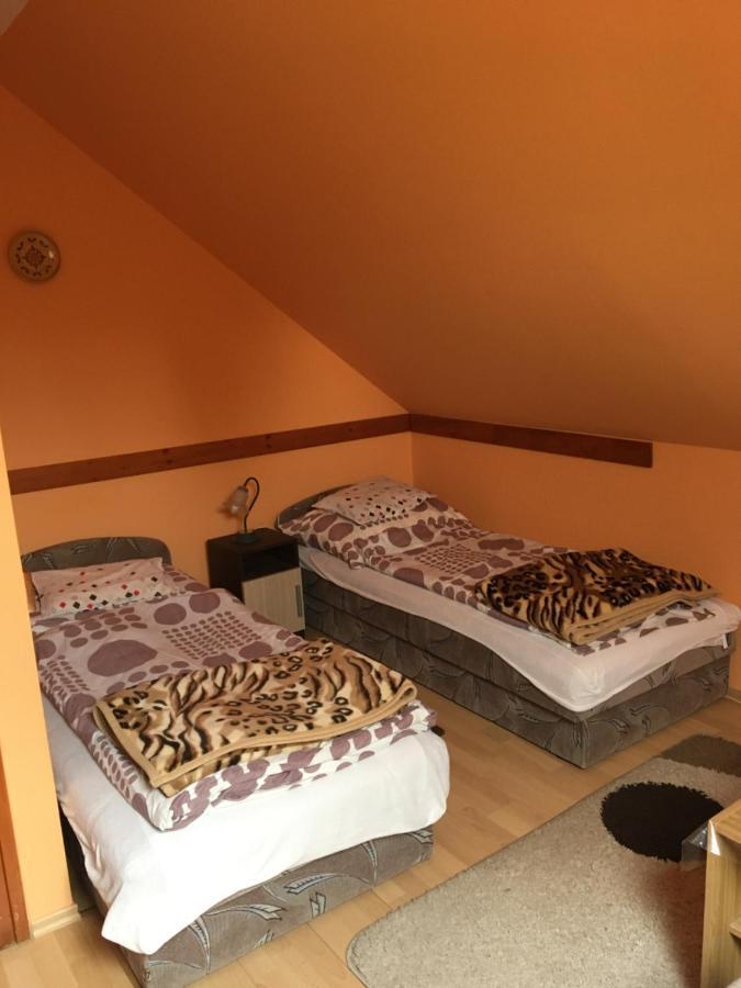 Barbara Apartmanhaz Kehidakustány Extérieur photo